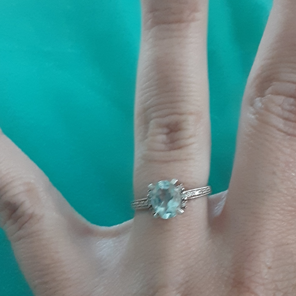 Ring - Picture 3 of 5